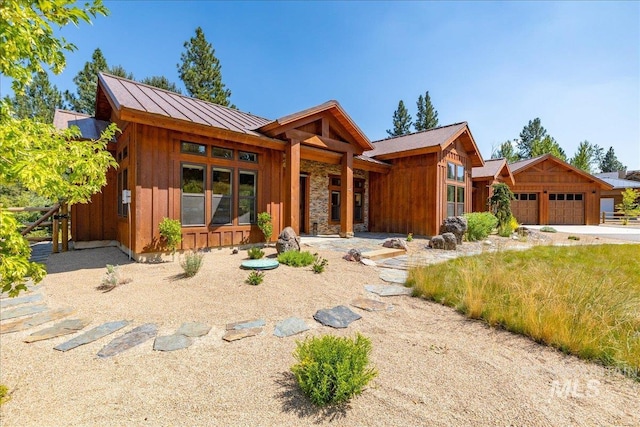 view of front of house with a garage