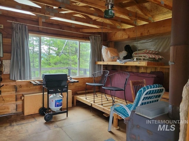 39 Stanley Dr, Cascade, ID 83611