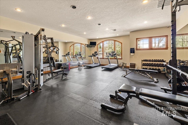 1063 Hitchcock St, Meridian, ID 83646 - workout area with a textured ceiling and recessed lighting
