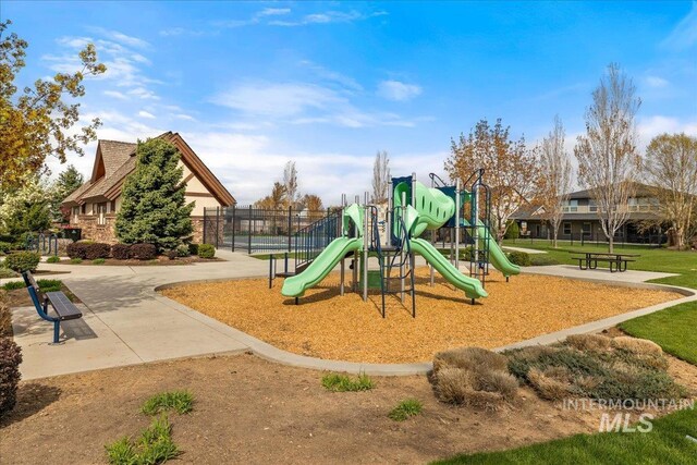 1063 Hitchcock St, Meridian, ID 83646 - community play area featuring fence