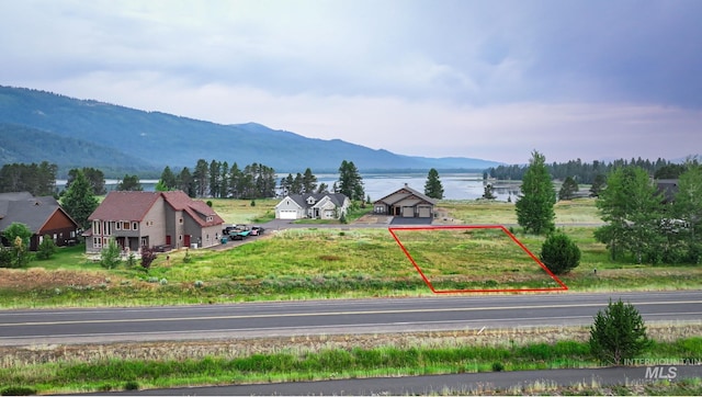 13116 Hawks Bay Rd, Donnelly, ID 83615