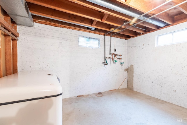 904 Lewis St, Moscow, ID 83843 - below grade area with healthy amount of natural light