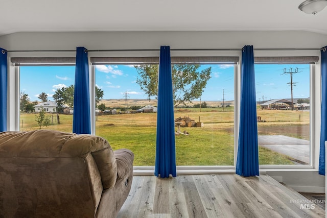 2208 Keithley Creek Rd, Midvale, ID 83645 - entryway featuring lofted ceiling and wood finished floors