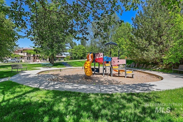 1480 N Colline Bello, Eagle, ID 83616 - community jungle gym featuring a yard