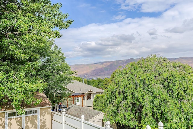 1128 30th St, Lewiston, ID 83501 - view of mountain backdrop