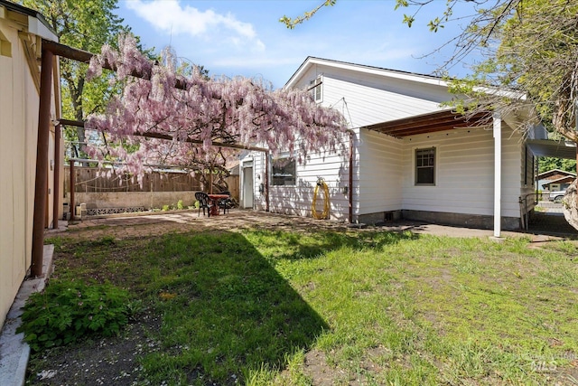 1806 N 28th St, Boise, ID 83703 - view of yard with a patio