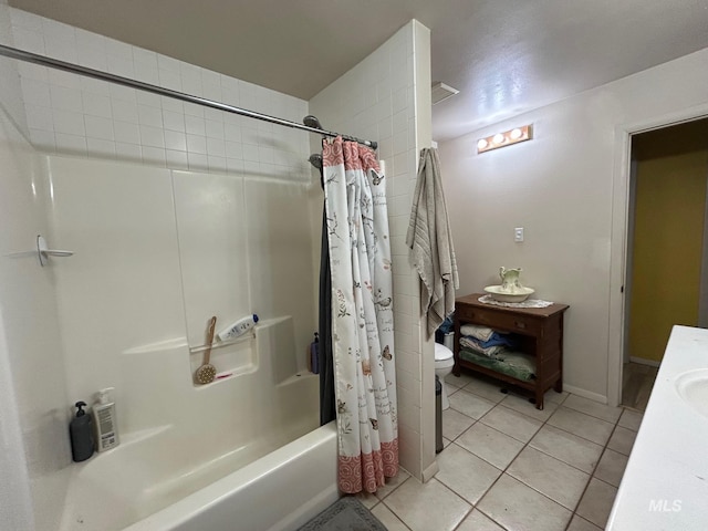1585 Woodside Rd, Winchester, ID 83555 - bathroom featuring tile patterned floors, shower / tub combo with curtain, toilet, and vanity