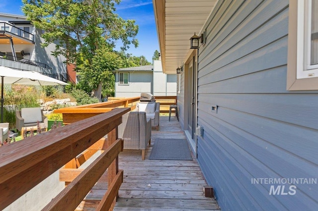 view of wooden deck