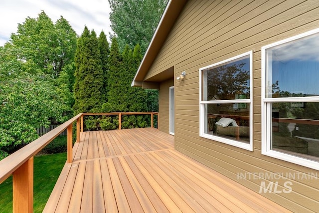 943 Colt Rd, Moscow, ID 83843 - view of wooden terrace