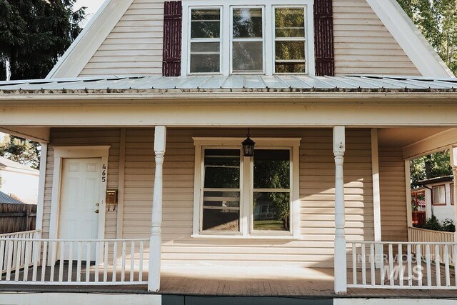 exterior space featuring a porch