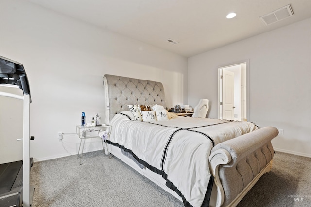 bedroom featuring carpet floors