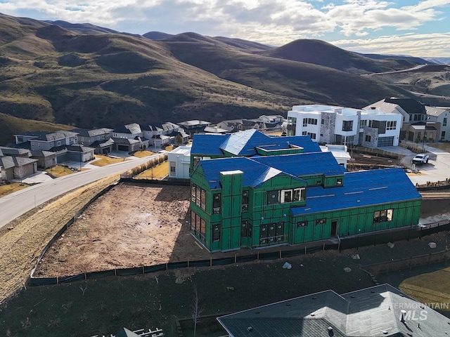 property view of mountains with a residential view