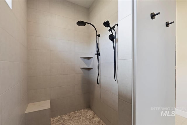8749 W Suttle Lake Dr, Boise, ID 83714 - full bathroom featuring a tile shower