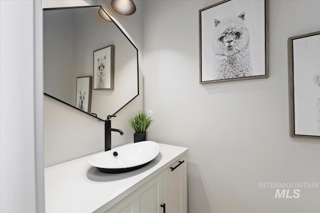 8749 W Suttle Lake Dr, Boise, ID 83714 - bathroom with vanity