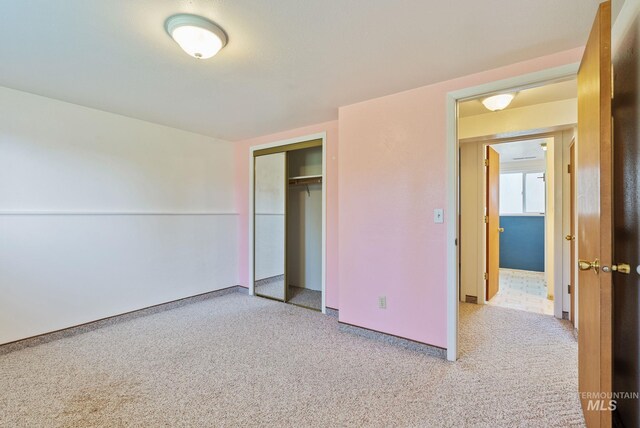 2045 11th Ave, Clarkston, WA 99403 - unfurnished bedroom featuring a closet and baseboards