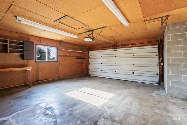 2045 11th Ave, Clarkston, WA 99403 - garage with a garage door opener