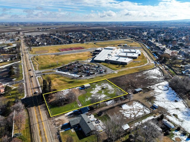 3825 E Greenhurst Rd, Nampa, ID 83686