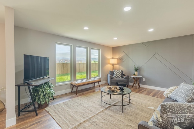 5696 N Kriscliffe, Boise, ID 83704 - living area featuring wood finished floors, baseboards, and recessed lighting