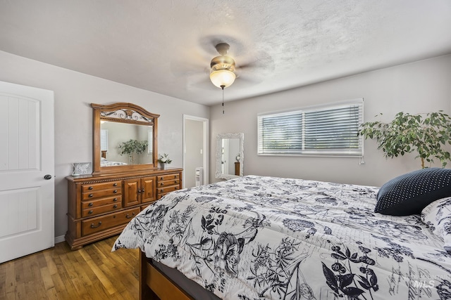 827 Alturas Dr N, Twin Falls, ID 83301 - bedroom featuring wood finished floors and ceiling fan