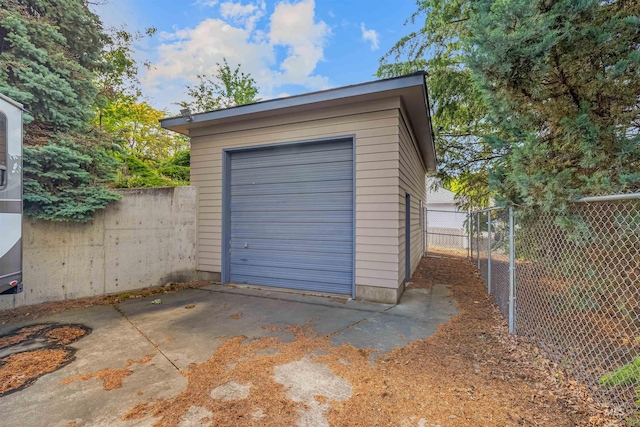 2220 14th St, Lewiston, ID 83501 - view of detached garage