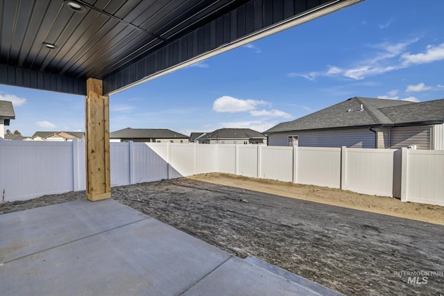 view of yard featuring a patio