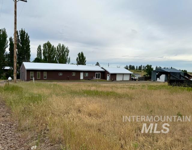 908 Pine St, Anatone, WA 99401 - view of ranch-style house