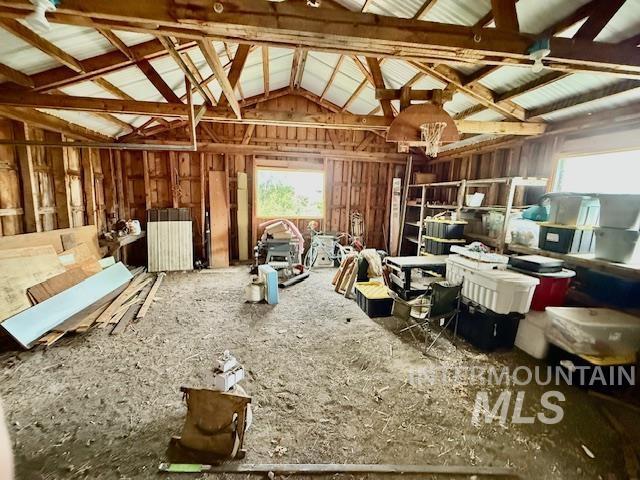908 Pine St, Anatone, WA 99401 - miscellaneous room with healthy amount of natural light and vaulted ceiling