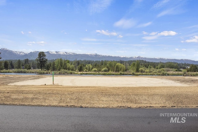 L10B1 Warren Dr, Cascade, ID 83611