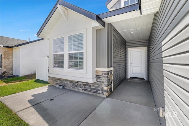 1275 Terra Ave, Twin Falls, ID 83301 - doorway to property with stone siding