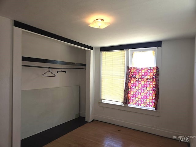 495 1st St E, Huntington, OR 97907 - view of closet