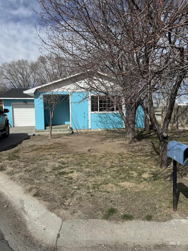 1850 18th Circle Dr, Heyburn, ID 83336 - view of front of property featuring an attached garage