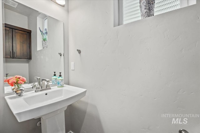 4084 E Esperanto St, Meridian, ID 83642 - bathroom with a sink and visible vents
