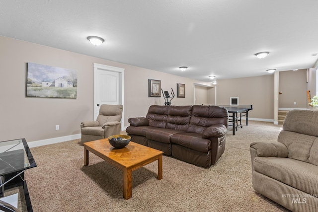 11 W 300 S, Burley, ID 83318 - living room with light carpet and baseboards