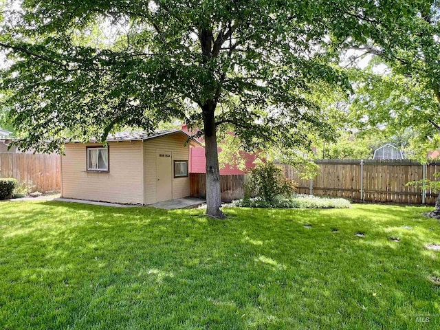 1315 W Howard, Boise, ID 83706 - view of yard with an outdoor structure