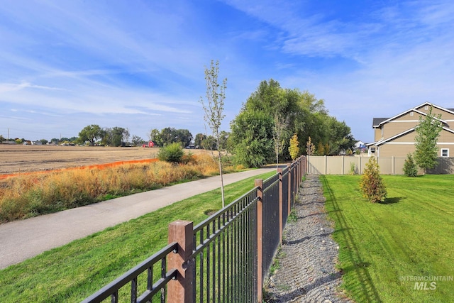 20138 Carbondale Ave, Caldwell, ID 83605 - exterior space with fence