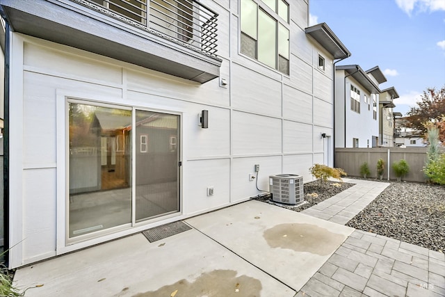 6420 W Glencrest Ln, Boise, ID 83714 - view of patio featuring fence and cooling unit