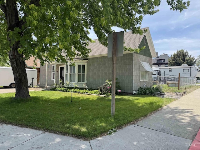 104 E B St, Shoshone, ID 83352 - view of front of house with a shingled roof