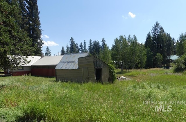 view of outbuilding with an outdoor structure