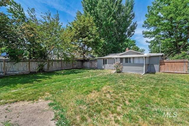 216 9th Ave N, Nampa, ID 83687 - view of yard