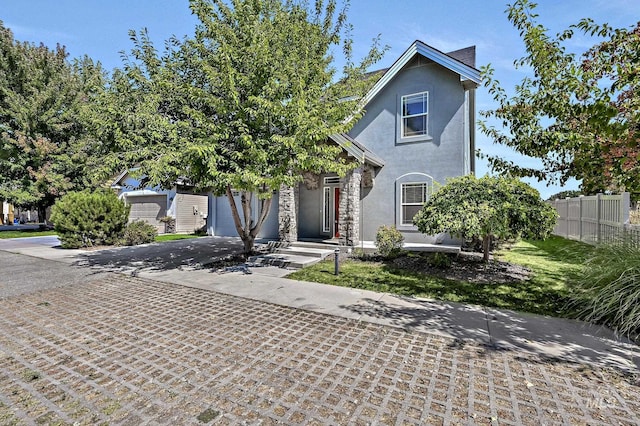 view of front facade featuring a garage