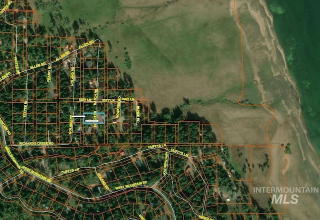 aerial view of property's location