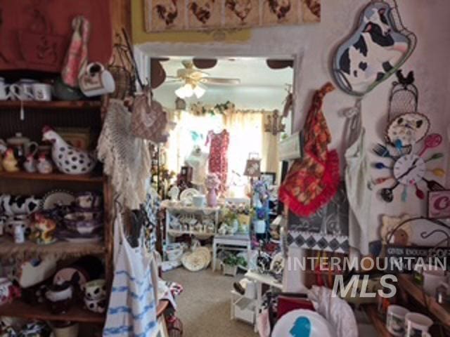 504 E Grove Ave, Parma, ID 83660 - bedroom featuring carpet