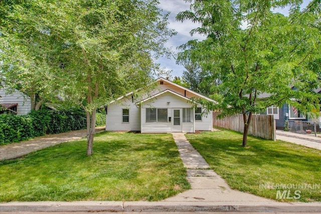 116 S Nectarine St, Nampa, ID 83686 - view of bungalow-style home