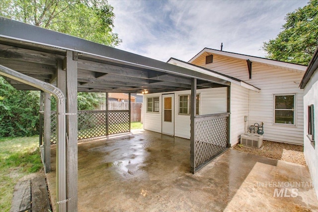 116 S Nectarine St, Nampa, ID 83686 - view of patio / terrace with an attached carport