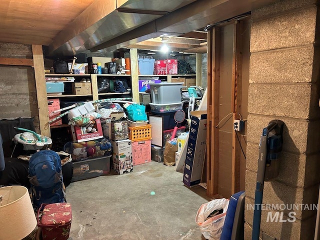 1527 13th Ave, Lewiston, ID 83501 - view of storage