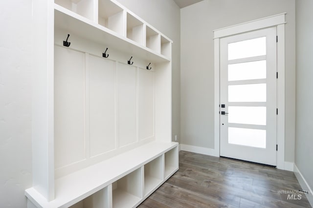 275 Meadow View Dr, Payette, ID 83661 - mudroom featuring wood finished floors and baseboards
