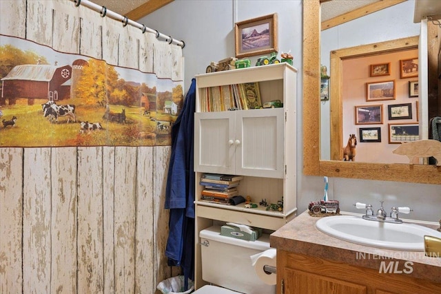 103 W 420 N, Shoshone, ID 83352 - bathroom with vanity and a shower with curtain