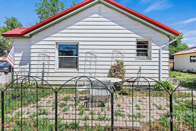 404 W 5th St, Weiser, ID 83672 - view of home's exterior