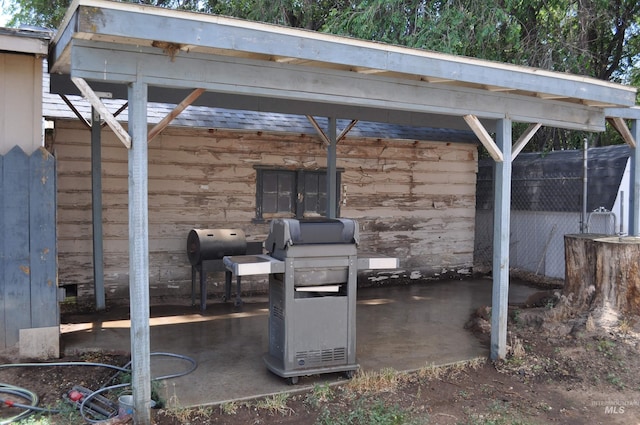 611 E Hawaii Ave, Nampa, ID 83686 - view of patio / terrace featuring grilling area