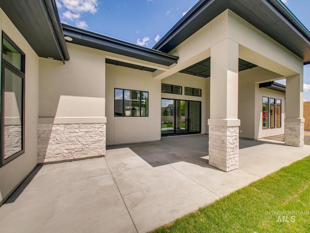 6241 W Strant St, Eagle, ID 83616 - view of patio / terrace